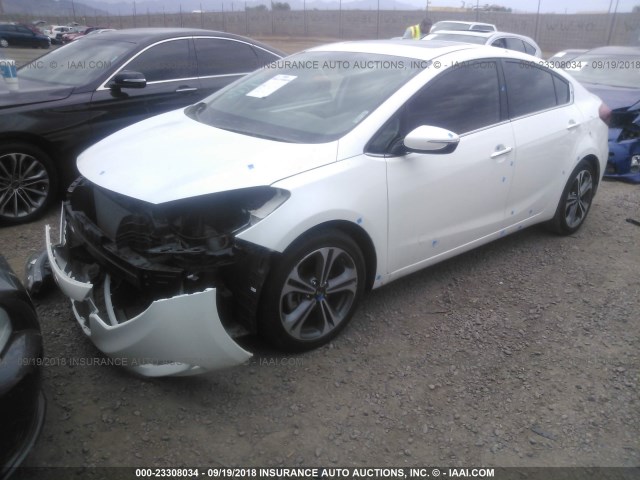 KNAFZ4A81G5531178 - 2016 KIA FORTE EX WHITE photo 2