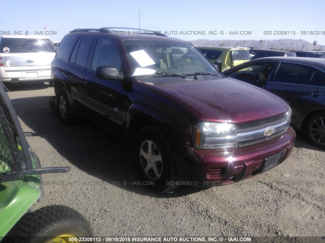 1GNDT13S952364724 - 2005 CHEVROLET TRAILBLAZER LS/LT MAROON photo 1