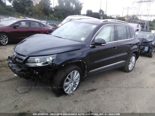 WVGBV7AX3FW571529 - 2015 VOLKSWAGEN TIGUAN S/SE/SEL/R-LINE BLACK photo 2