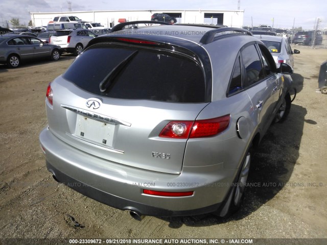 JNRAS08W85X216703 - 2005 INFINITI FX35 SILVER photo 4