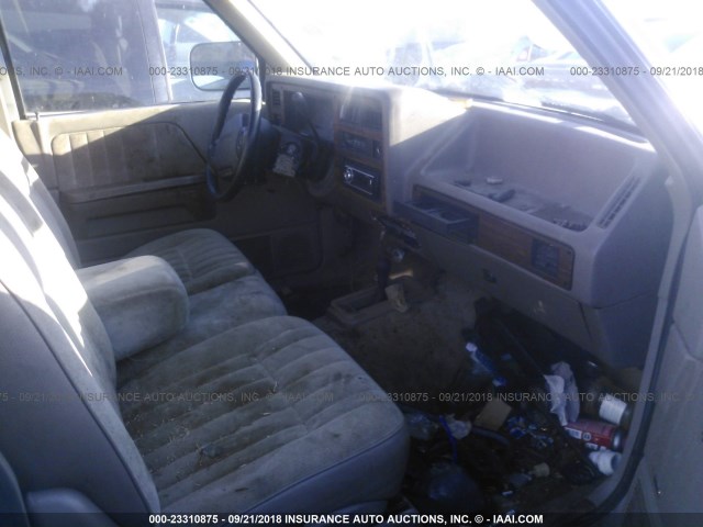 1B7GG23Y6RS645664 - 1994 DODGE DAKOTA GRAY photo 5