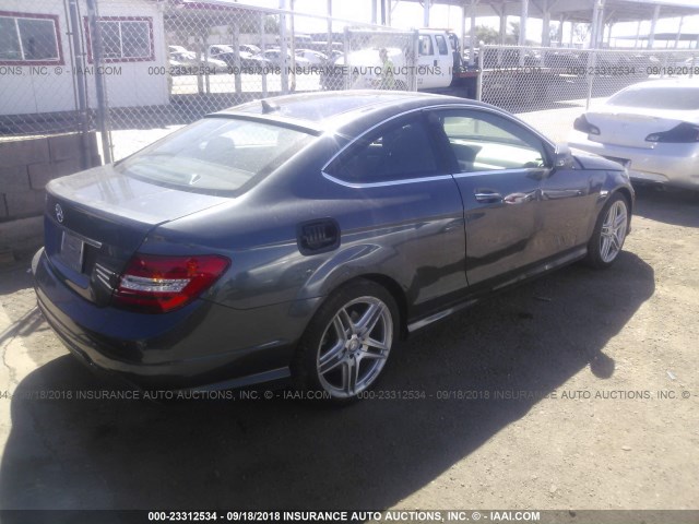 WDDGJ4HB9EG237261 - 2014 MERCEDES-BENZ C 250 GRAY photo 4