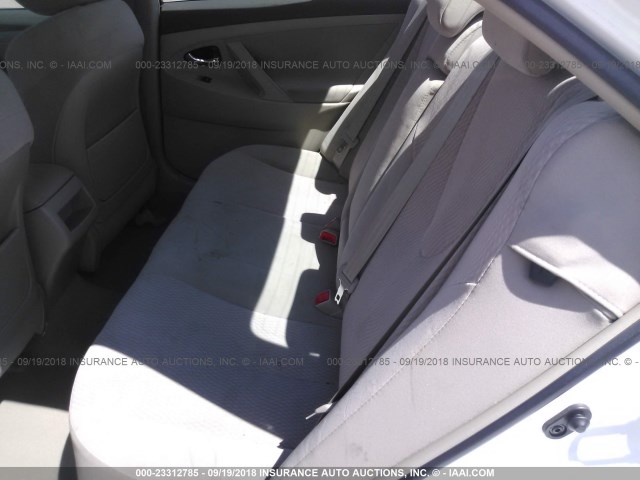 4T4BF3EK4BR153111 - 2011 TOYOTA CAMRY SE/LE/XLE WHITE photo 8