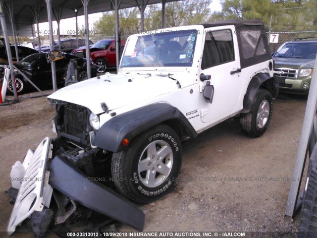 1C4AJWAGXFL506085 - 2015 JEEP WRANGLER SPORT WHITE photo 2