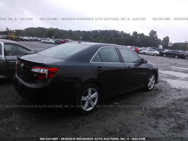4T1BF1FK3CU092347 - 2012 TOYOTA CAMRY SE/LE/XLE 黑色 照片 4