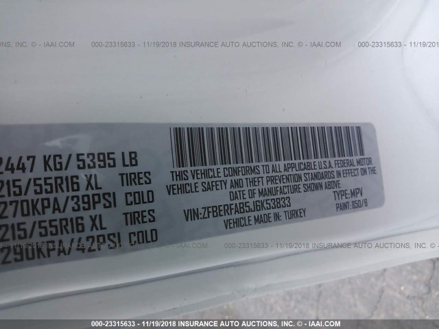 ZFBERFAB5J6K53833 - 2018 RAM PROMASTER CITY  白色 照片 9