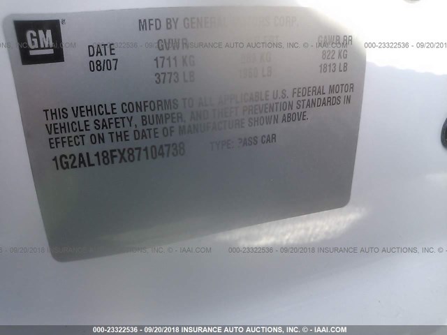 1G2AL18FX87104738 - 2008 PONTIAC G5 WHITE photo 9