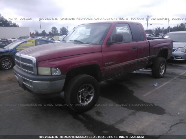 1B7KF23W9WJ132860 - 1998 DODGE RAM 2500 RED photo 2