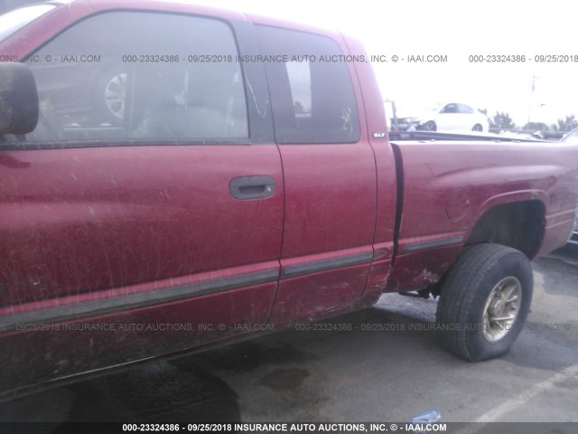 1B7KF23W9WJ132860 - 1998 DODGE RAM 2500 RED photo 6