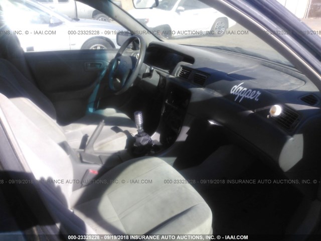 4T1BG22K3WU311028 - 1998 TOYOTA CAMRY CE/LE/XLE 绿色 照片 5