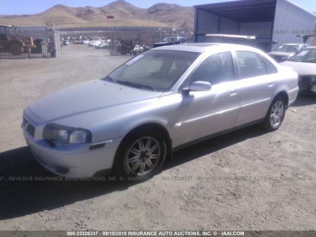 YV1TH59H041360780 - 2004 VOLVO S80 2.5T SILVER photo 2