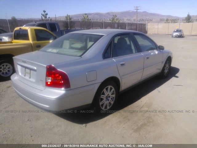 YV1TH59H041360780 - 2004 VOLVO S80 2.5T SILVER photo 4