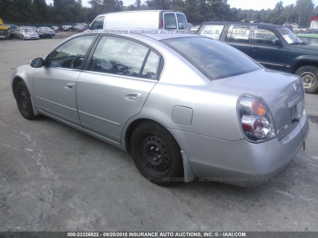 1N4AL11D53C113325 - 2003 NISSAN ALTIMA S/SL SILVER photo 3