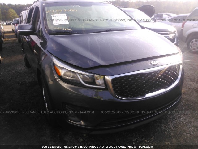 KNDMB5C11G6183994 - 2016 KIA SEDONA LX GRAY photo 6