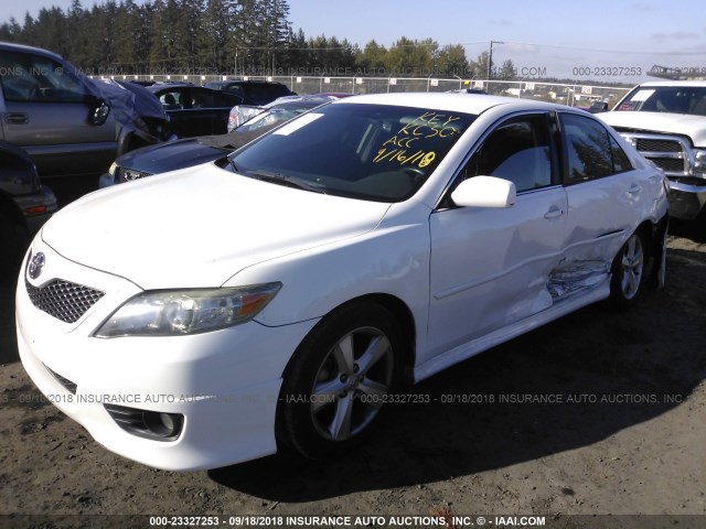 4T1BF3EK4AU516774 - 2010 TOYOTA CAMRY SE/LE/XLE WHITE photo 2