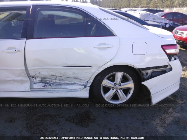 4T1BF3EK4AU516774 - 2010 TOYOTA CAMRY SE/LE/XLE WHITE photo 6