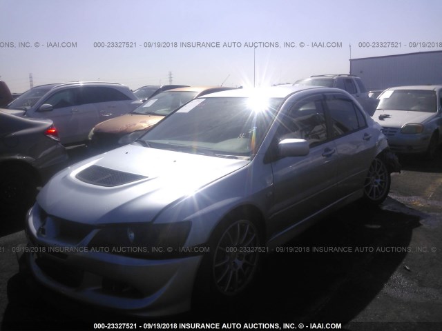 JA3AH86D45U054177 - 2005 MITSUBISHI LANCER EVOLUTION SILVER photo 2