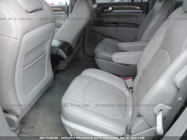 5GAKVBED2BJ209000 - 2011 BUICK ENCLAVE CXL GRAY photo 8