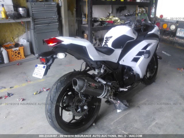 JKAEX8A10DDA00938 - 2013 KAWASAKI EX300 A WHITE photo 4