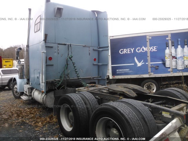 1FUPCSZB6YDA97257 - 2000 FREIGHTLINER CONVENTIONAL FLD120 BLUE photo 3