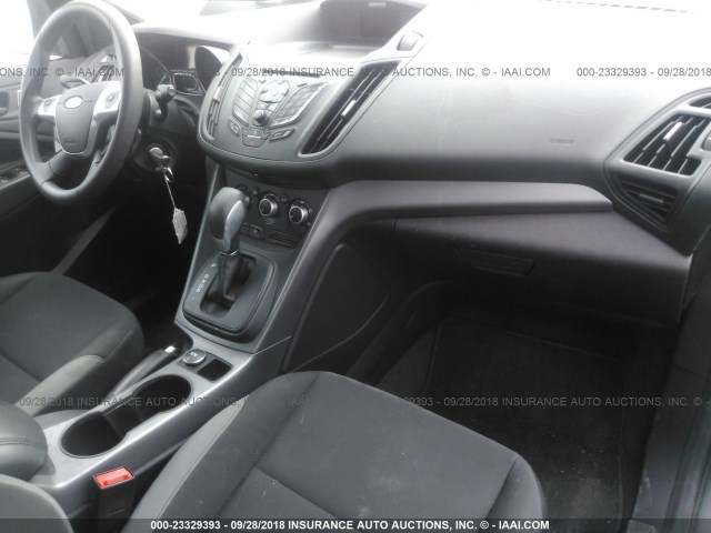 1FMCU0F74DUB49222 - 2013 FORD ESCAPE S GRAY photo 5