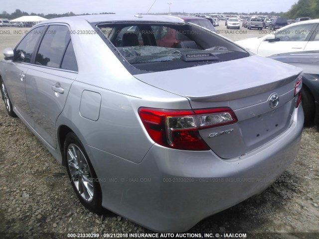 4T1BF1FK9CU191805 - 2012 TOYOTA CAMRY SE/LE/XLE SILVER photo 3