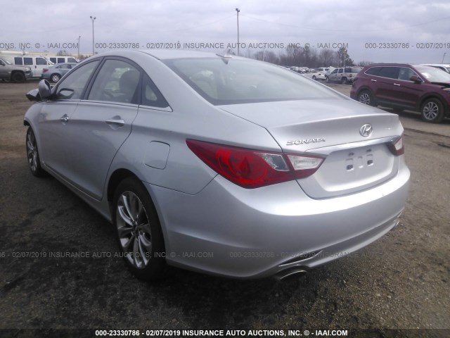 5NPEC4AC4BH292478 - 2011 HYUNDAI SONATA SE/LIMITED SILVER photo 3