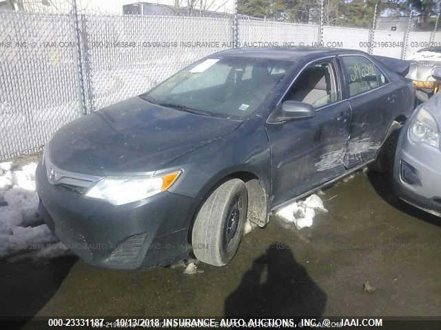 4T1BF1FKXDU235862 - 2013 TOYOTA CAMRY L/SE/LE/XLE Qara foto 2