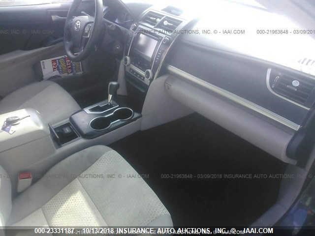 4T1BF1FKXDU235862 - 2013 TOYOTA CAMRY L/SE/LE/XLE Qara foto 5