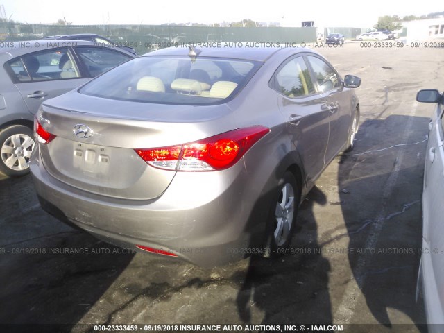 5NPDH4AE6DH396763 - 2013 HYUNDAI ELANTRA GLS/LIMITED GOLD photo 4