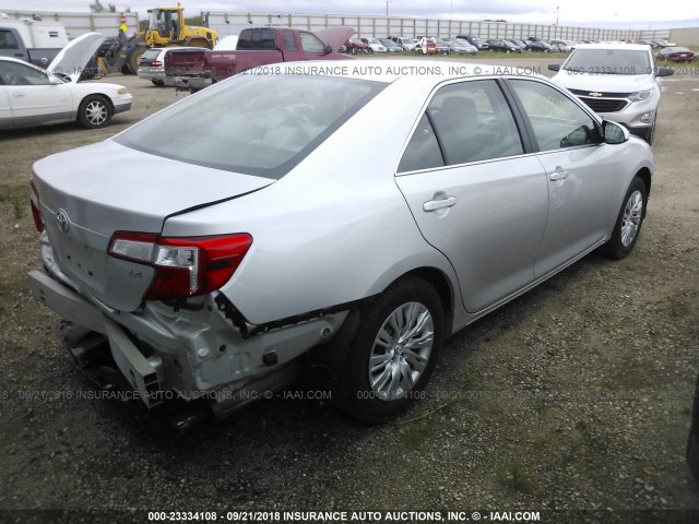 4T4BF1FK2ER388050 - 2014 TOYOTA CAMRY L/SE/LE/XLE SILVER photo 4