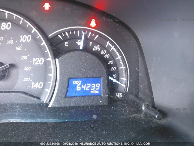 4T4BF1FK2ER388050 - 2014 TOYOTA CAMRY L/SE/LE/XLE Gümüş foto 7