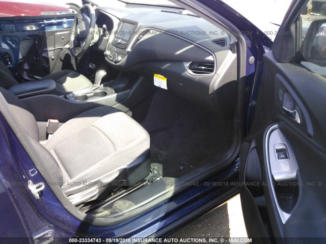 1G1ZB5ST5JF168505 - 2018 CHEVROLET MALIBU LS 蓝色 照片 5