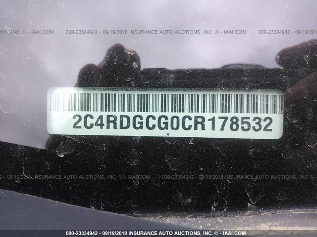 2C4RDGCG0CR178532 - 2012 DODGE GRAND CARAVAN SXT SILVER photo 9