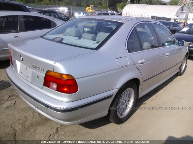 WBADM6340YGU25144 - 2000 BMW 528 I AUTOMATIC SILVER photo 4