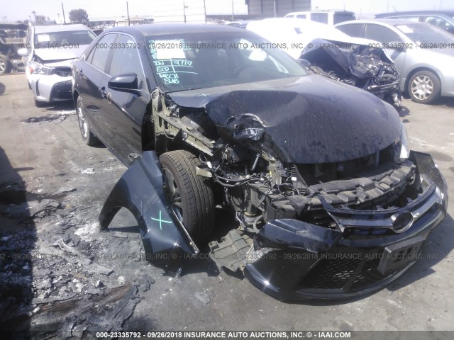 4T1BF1FKXFU040329 - 2015 TOYOTA CAMRY LE/XLE/SE/XSE შავი ფოტო 6