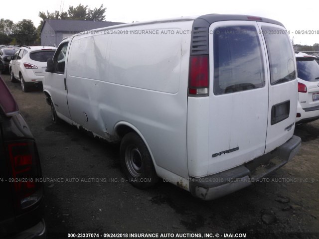 1GCEG15WXY1248461 - 2000 CHEVROLET EXPRESS G1500  WHITE photo 3