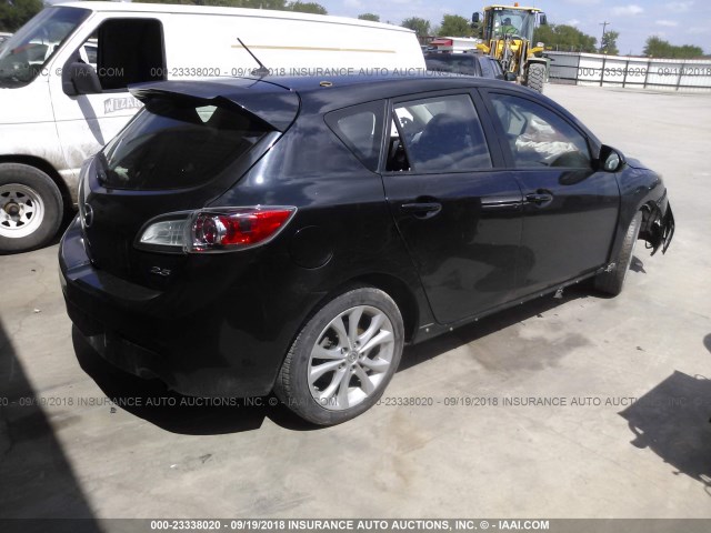 JM1BL1K55B1419974 - 2011 MAZDA 3 S BLACK photo 4