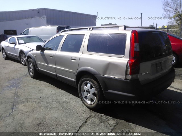 YV1SZ58D211032649 - 2001 VOLVO V70 XC Champagne photo 3