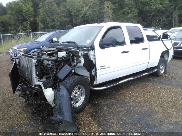 1GTHC53649F140893 - 2009 GMC SIERRA C2500 SLE WHITE photo 2