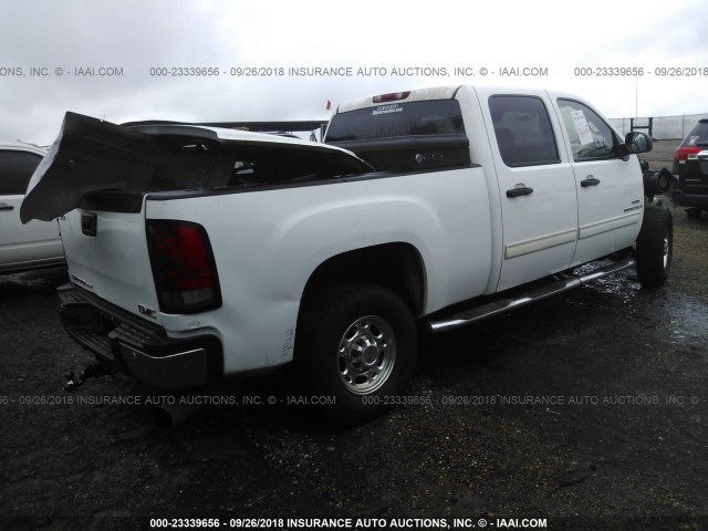 1GTHC53649F140893 - 2009 GMC SIERRA C2500 SLE WHITE photo 4