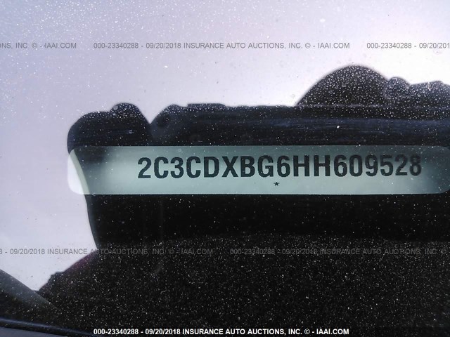 2C3CDXBG6HH609528 - 2017 DODGE CHARGER SE RED photo 9