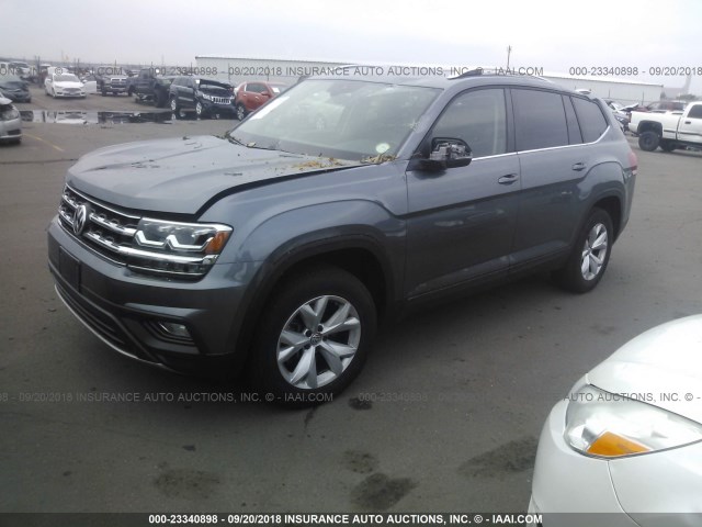1V2LR2CA2JC519441 - 2018 VOLKSWAGEN ATLAS SE 灰色 照片 2