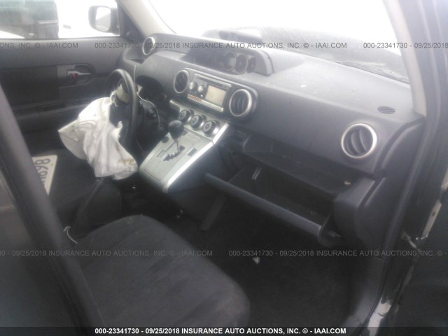 JTLZE4FE0A1109111 - 2010 TOYOTA SCION XB Қара фото 5