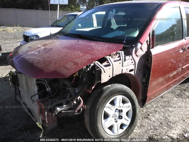 2D4RN4DE1AR207626 - 2010 DODGE GRAND CARAVAN SE RED photo 6