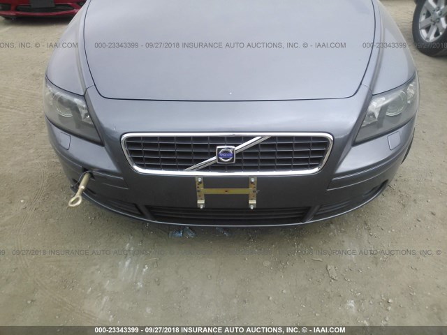 YV1MW682372272835 - 2007 VOLVO V50 T5 GRAY photo 6