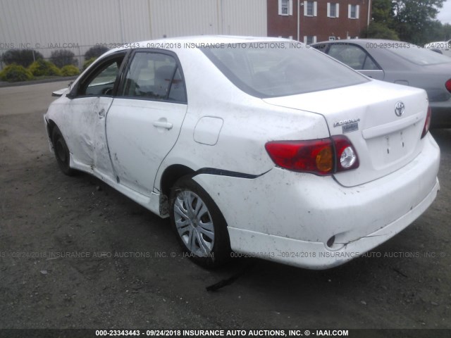 1NXBU40E39Z017084 - 2009 TOYOTA COROLLA S/LE/XLE WHITE photo 3