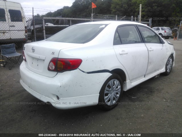 1NXBU40E39Z017084 - 2009 TOYOTA COROLLA S/LE/XLE WHITE photo 4