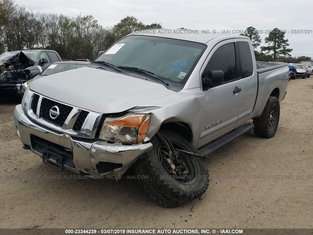 1N6AA0CC8AN324256 - 2010 NISSAN TITAN XE/SE/LE/PRO-4X SILVER photo 2