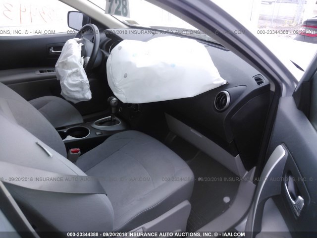 JN8AS5MT5DW042302 - 2013 NISSAN ROGUE S/SV SILVER photo 5